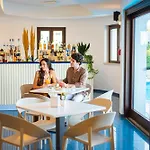Θέρετρο Pietrablu & - Cdshotels 4*