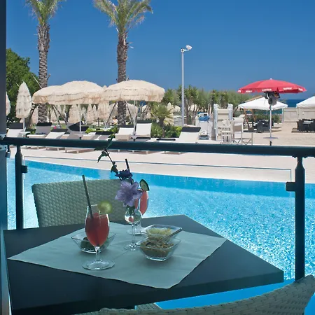 منتجع Pietrablu & - Cdshotels